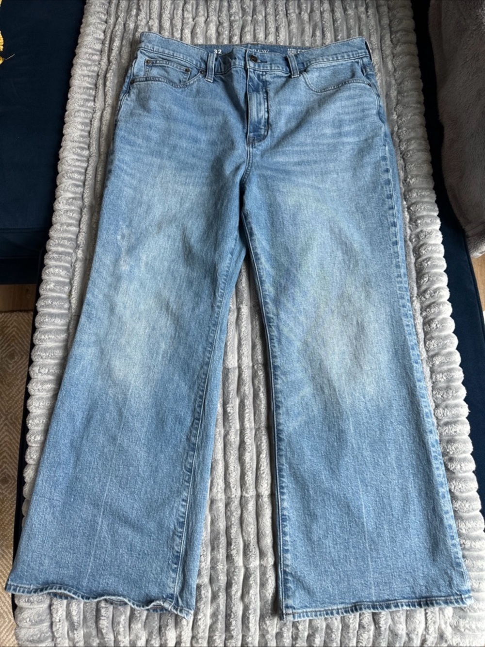 J. Crew Semi Stretch High Rise Cropped Kick Out wide leg Light Blue Denim Jeans - Picture 2 of 13